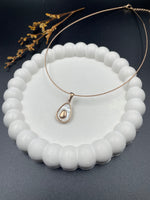 Luna Drop – Mother-of-Pearl Teardrop Pendant Necklace