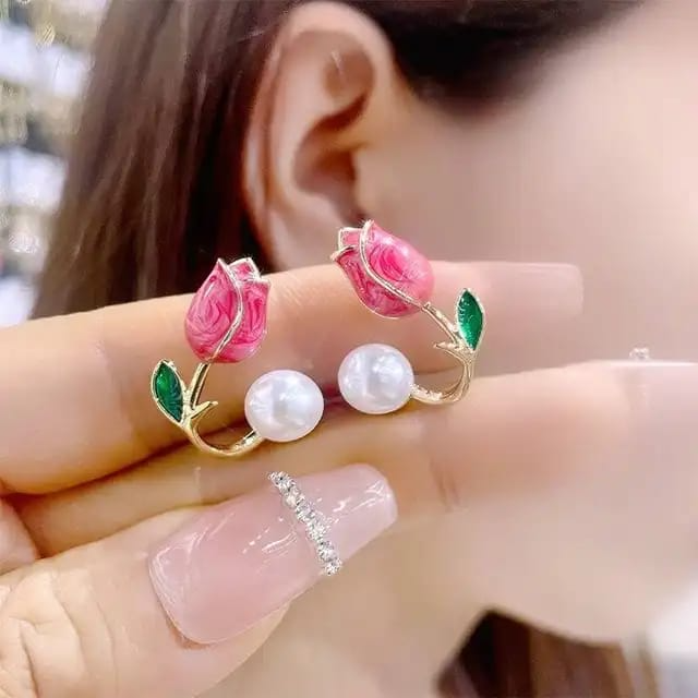 Rose Whisper Pearl Studs