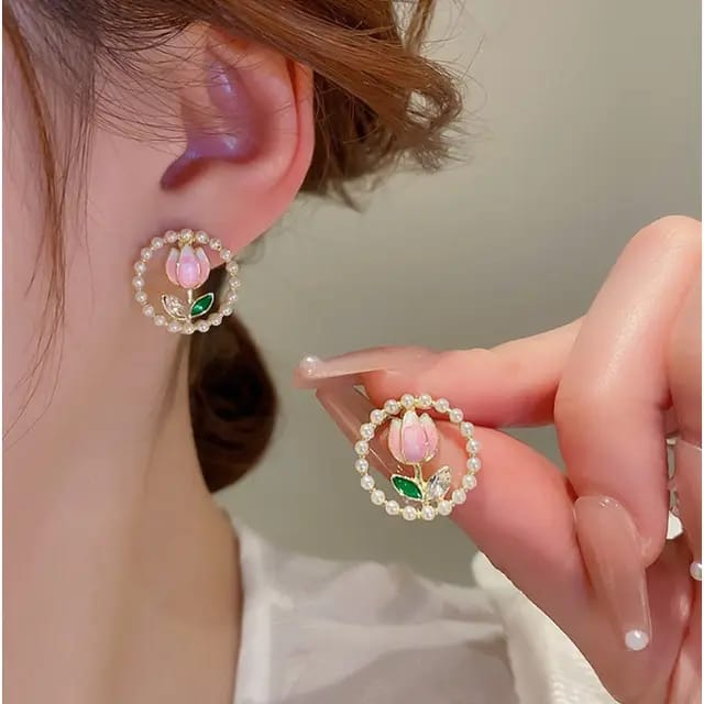 Blooming Pearl Earrings