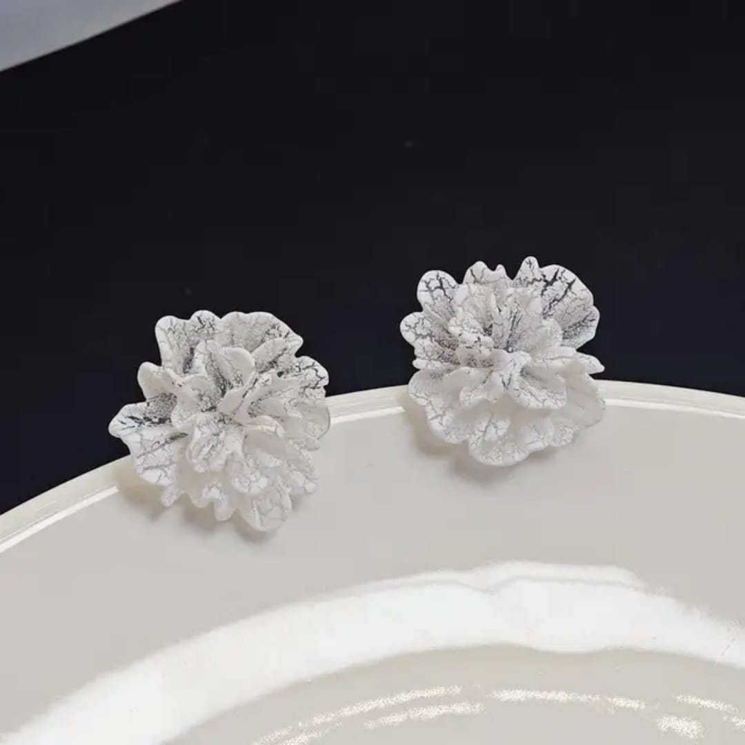Trendy White Floral Fabric Stud Earrings
