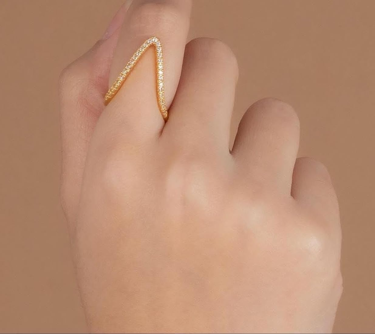 Golden V-Curve Sparkle Ring