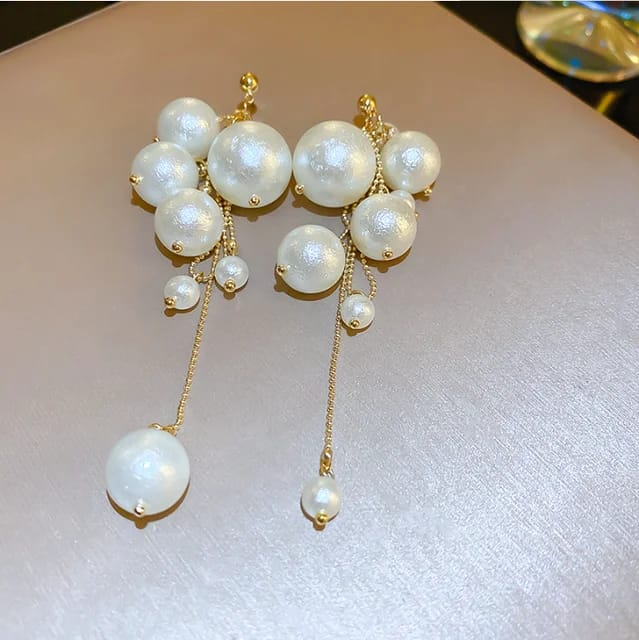 “Luna Cluster” – Statement Pearl Cascade