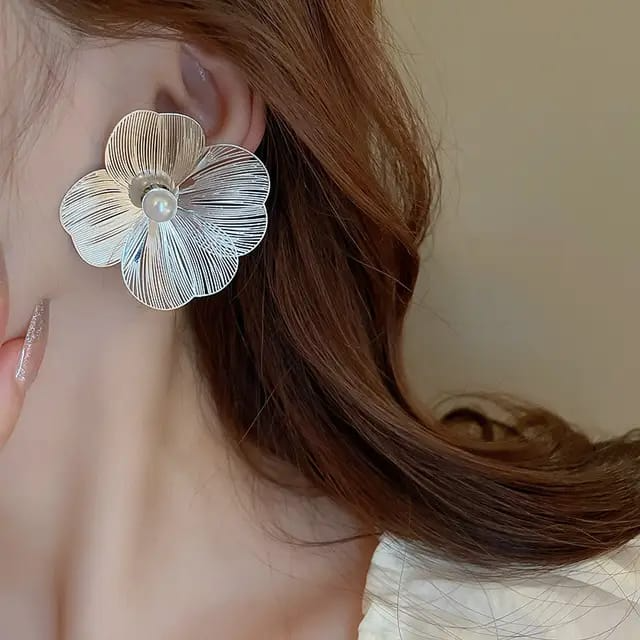 Pearl Bloom Earrings