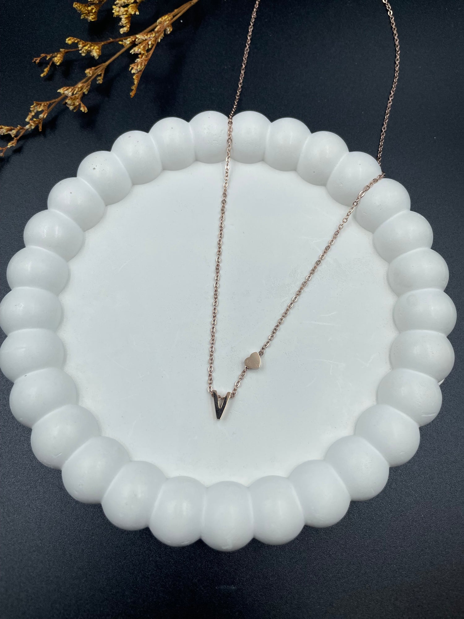 Rose Gold Heart & Initial "V" Pendant Necklace