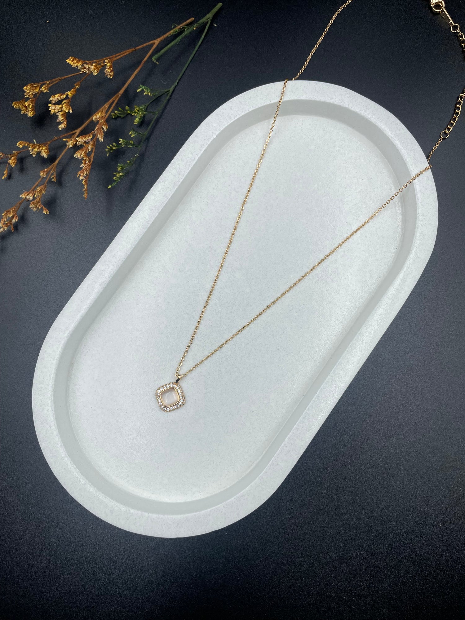 Luna Cushion – Gold Pendant Necklace with Mother-of-Pearl Center