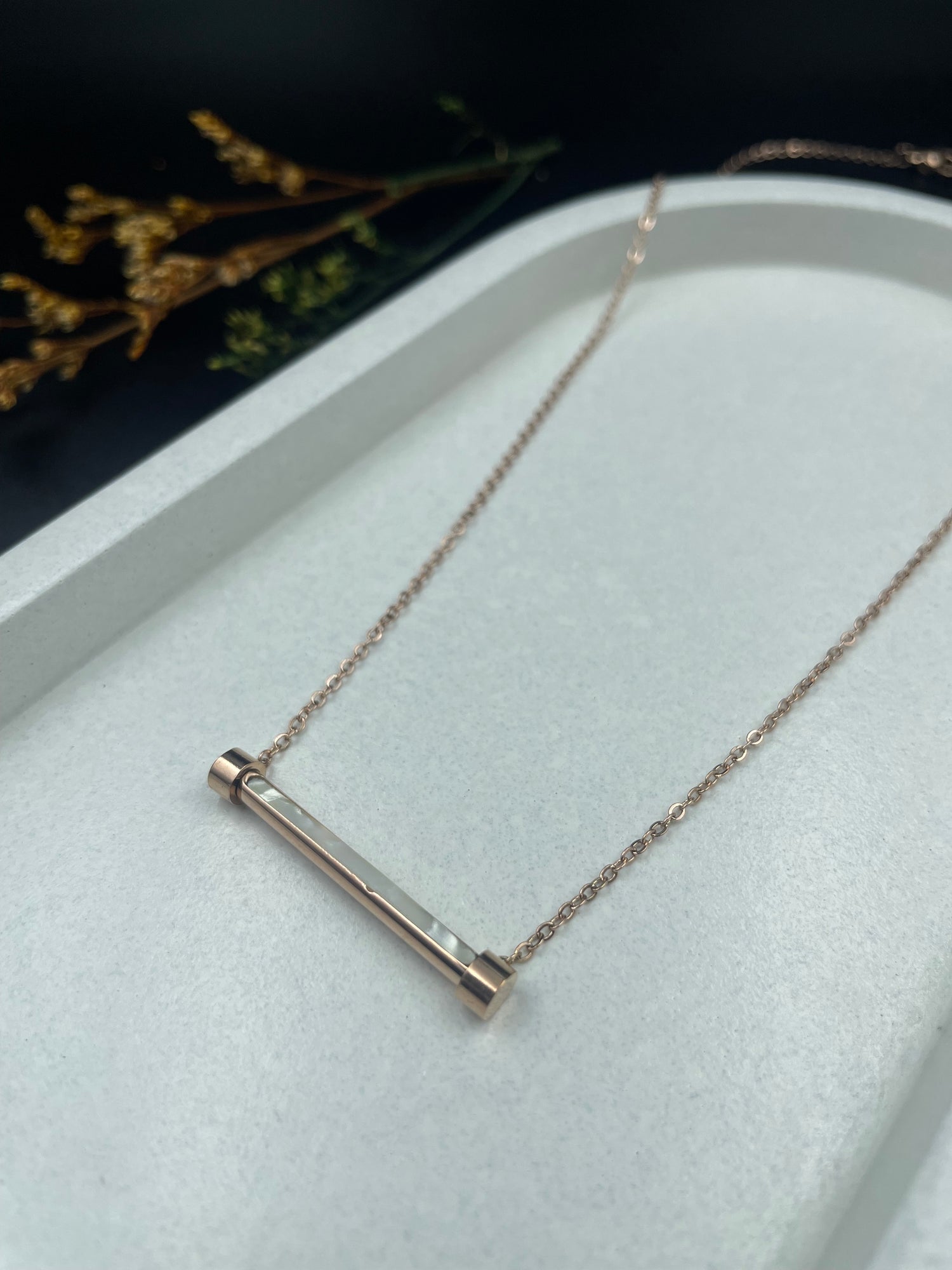 Luna Beam – Rose Gold Bar Pendant Necklace with Mother of Pearl Inlay