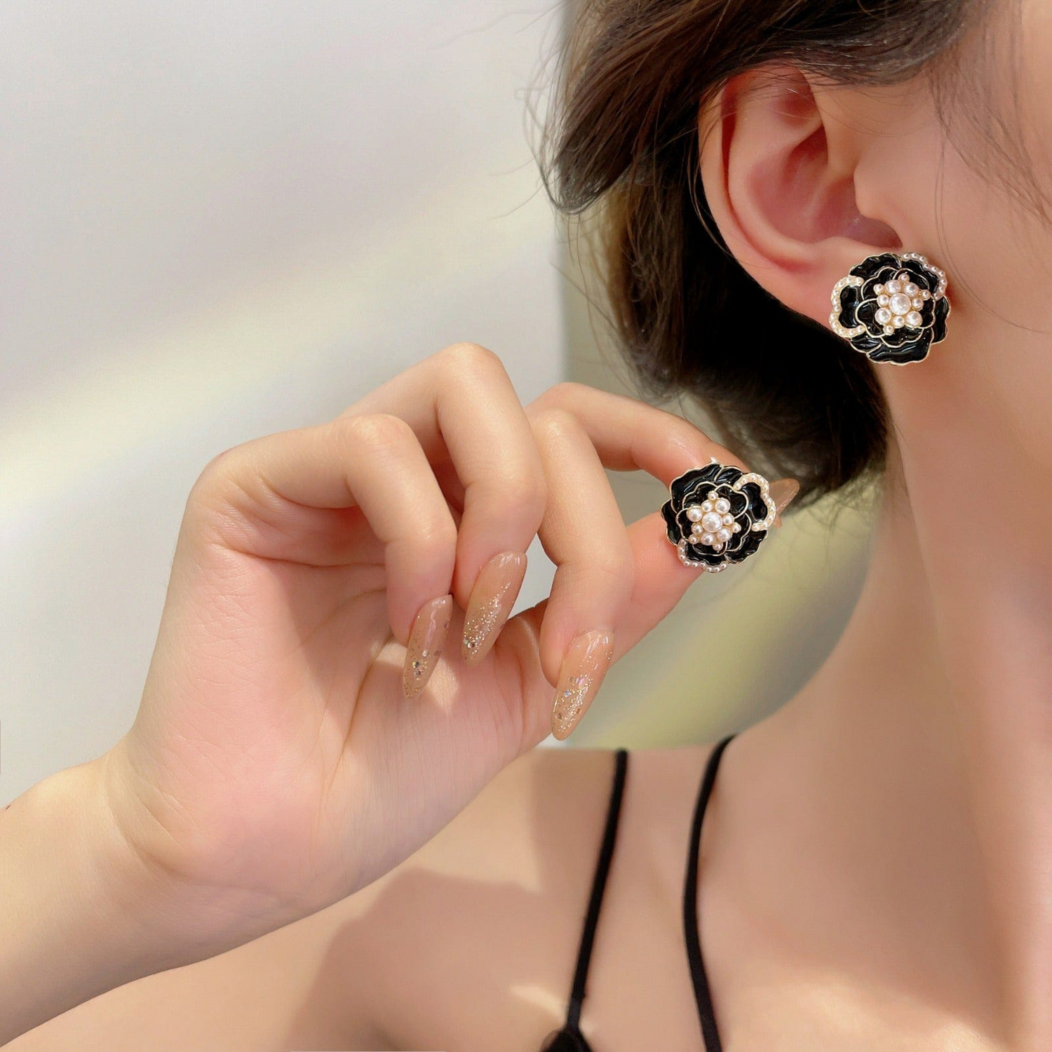 Noir Elegance Camellia Pearl Studs
